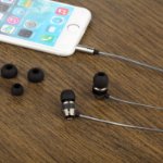 Picture of Wired Earphones with Strong Bass – Noise Isolating In-Ear Headphones UK