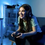 Gaming headset with 50mm drivers