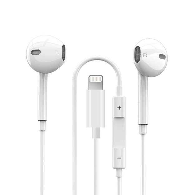 noise isolating in ear headphones for music
