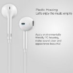 apple compatible earphones lightning port