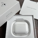 Picture of Airpods (3rd Generation) With MagSafe Charging Case Compatible With Apple iPhone iPads  | Seller Warranty | Repacked by Yesido